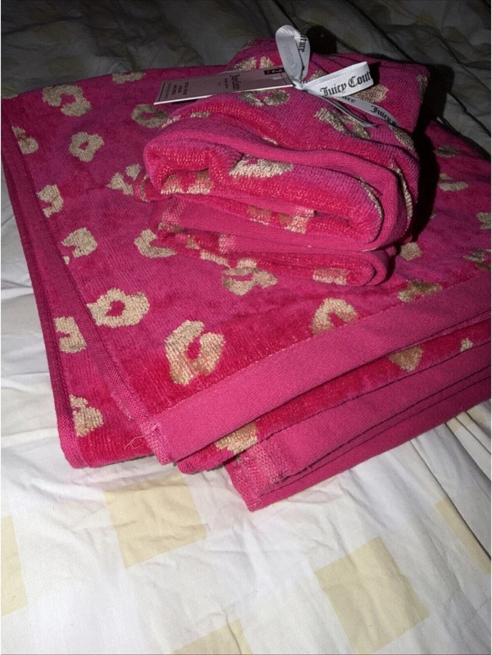 NWT Juicy Couture Animal Print Pink Towel Set (2) Bath Towels & (2) Hand Towels